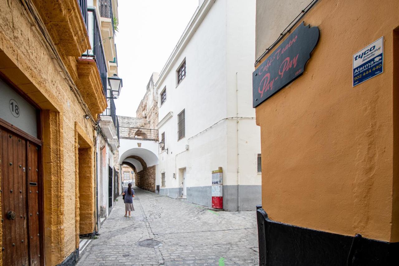Las Tres Llaves De Cadiz Apartment Exterior foto